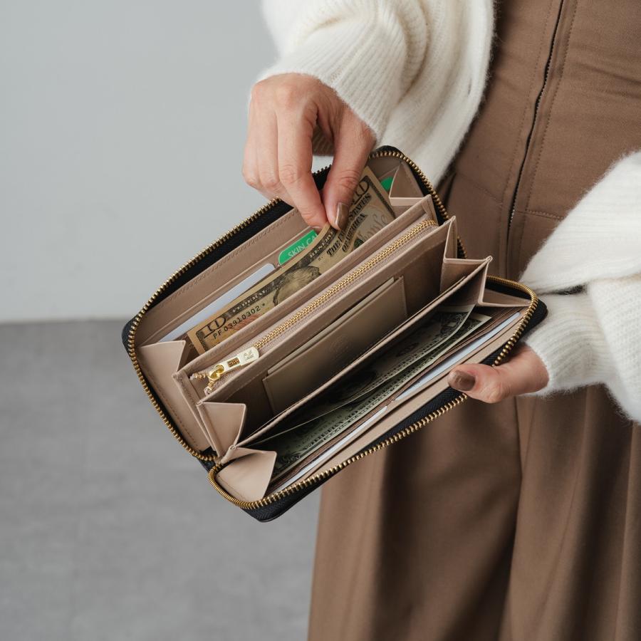 russet モノグラムプレートラウンドジップウォレット(SO-372