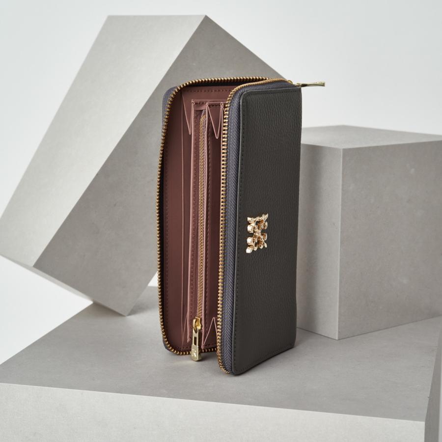 russet（ラシット） モノグラムプレートラウンドジップウォレット(SO