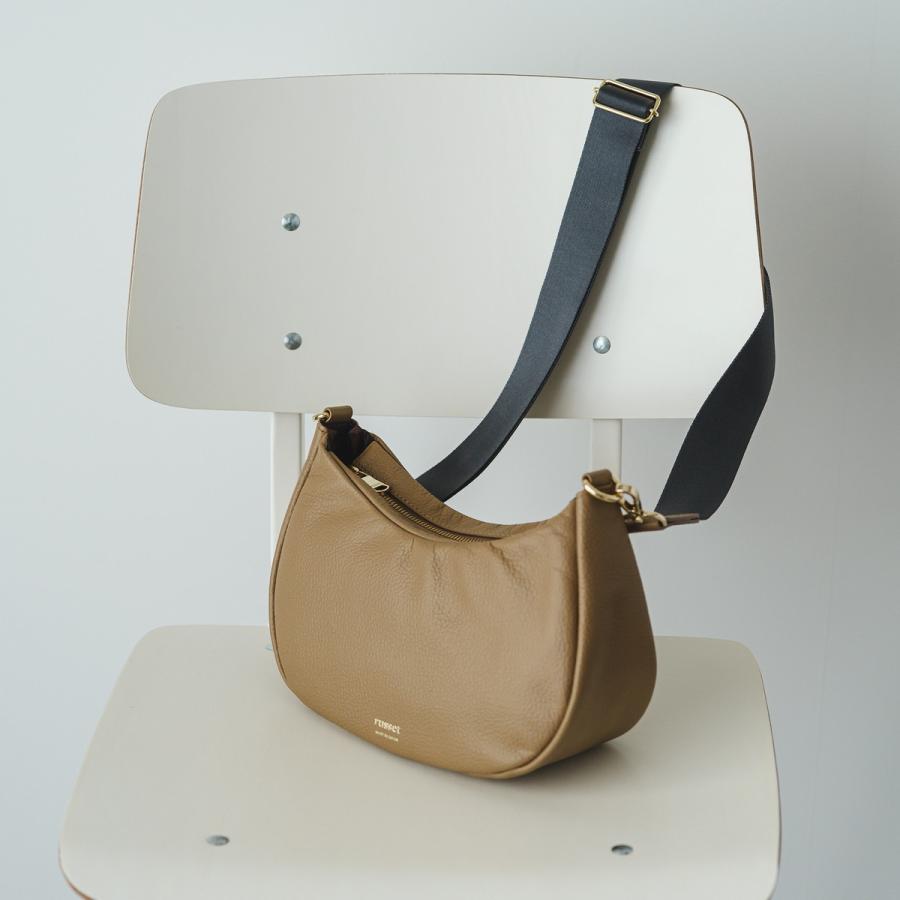 russet（ラシット） ＜SALE＞ハーフムーンショルダーバッグ(CE-1183