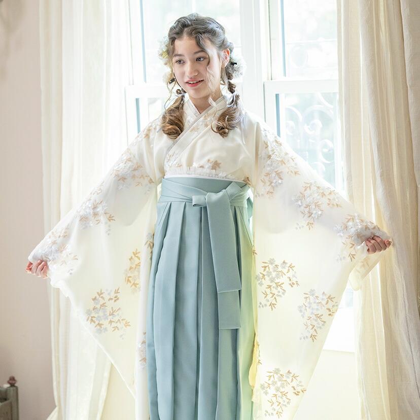 Catherine Cottage（キャサリンコテージ） 花刺繍チュールレース