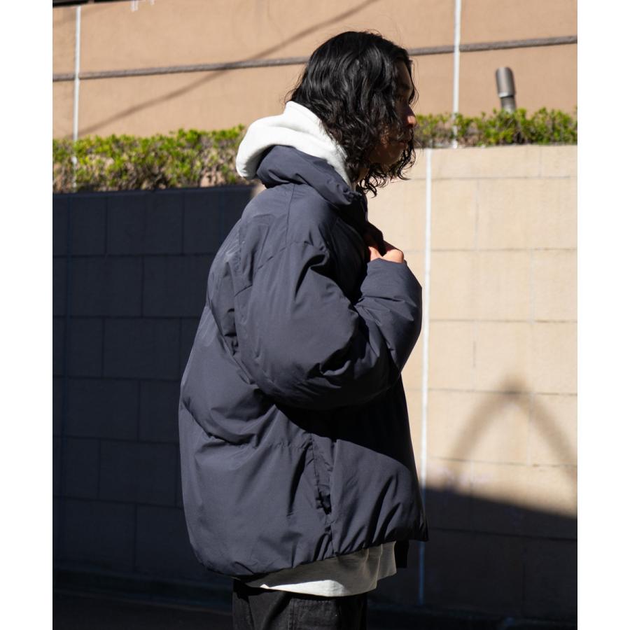 防風 撥水 ストレッチ 軽量 700 フィルパワー相当 ファイバー 中綿