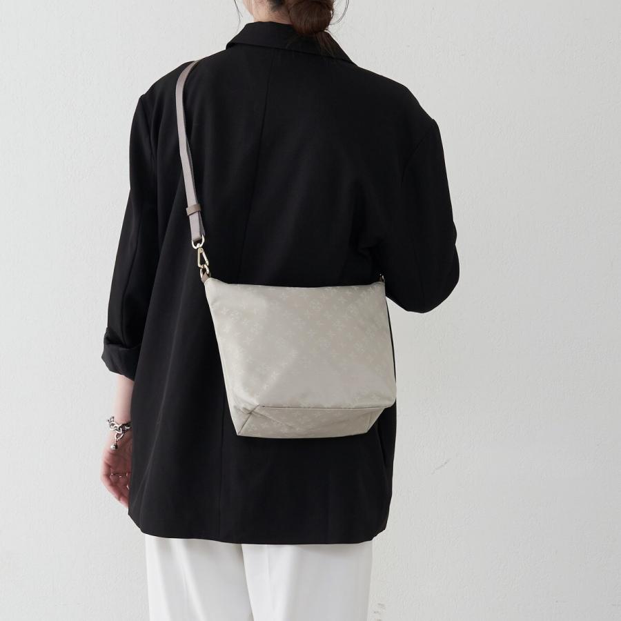 新品ラシット 今期ロングセラーシンプル2wayショルダーバッグ 新品ラシット 今期ロングセラーシンプル2wayショルダーバッグ