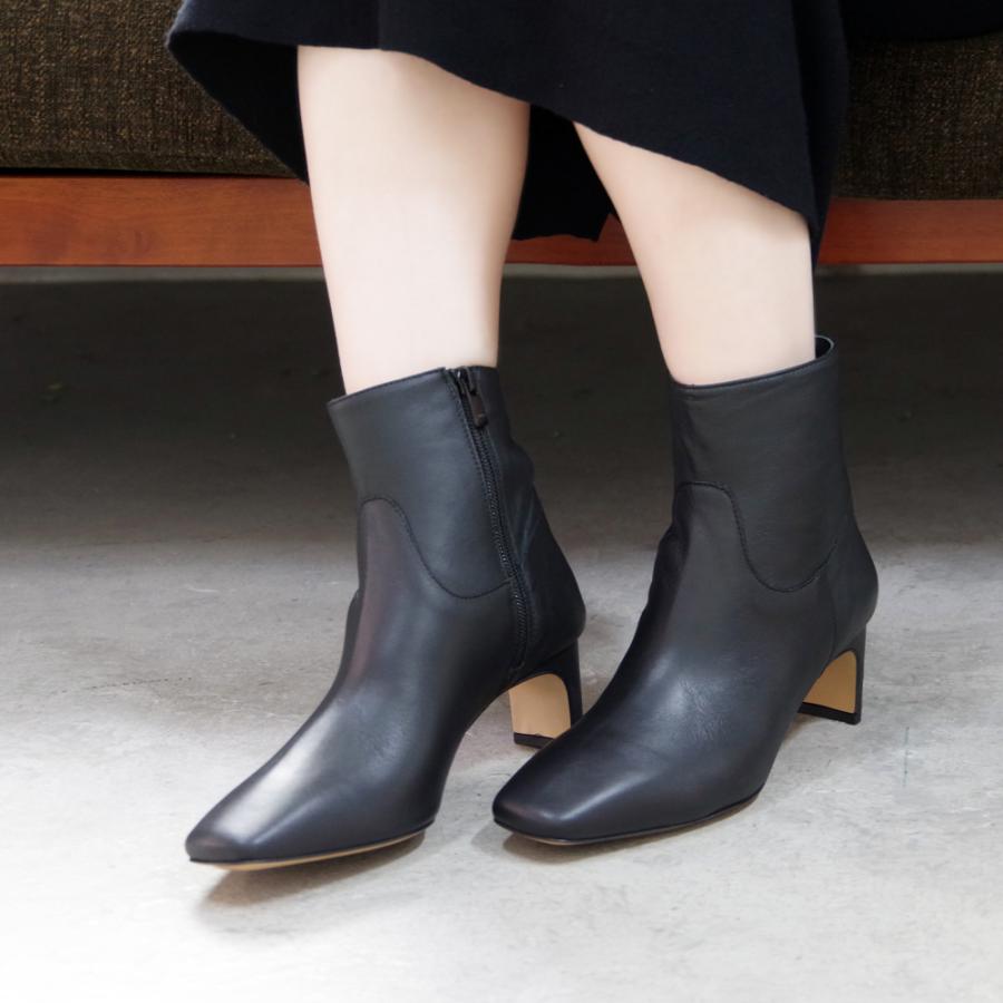 【未使用】 CORSO ROMA，9 スクエアトゥ ショートブーツ CORSO ROMA，9 (コルソローマ) / スクエアトゥ ショートブーツ 3532