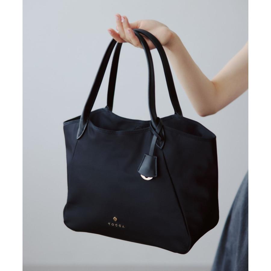 【新品】TOCCA 現行 ナイロントートバッグ ブラック A4収納 撥水 通勤 TOCCA（トッカ） 【新色登場・A4サイズ対応】T-JARDIN NYLONBAG