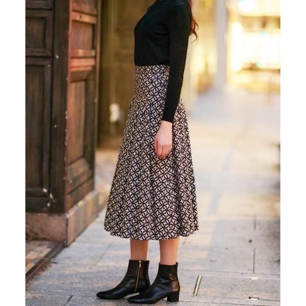 オーバーラップサークルスカート　ドレステリア DRESSTERIOR（ドレステリア） オーバーラップサークルタックスカート