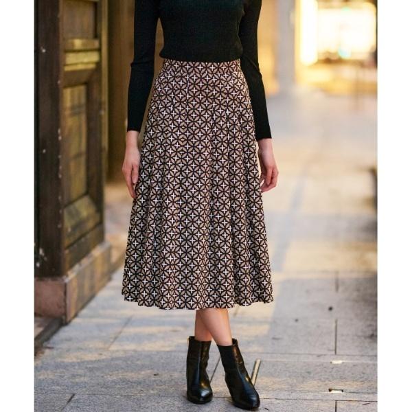 オーバーラップサークルスカート　ドレステリア DRESSTERIOR（ドレステリア） オーバーラップサークルタックスカート