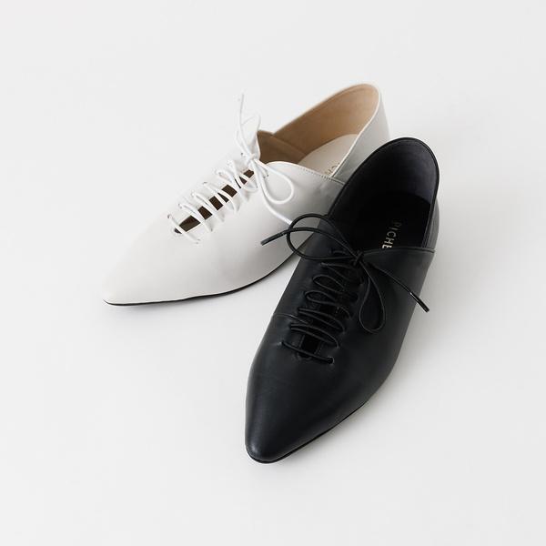 Au BANNISTER（オゥ バニスター） ポインテッドトゥレースアップ