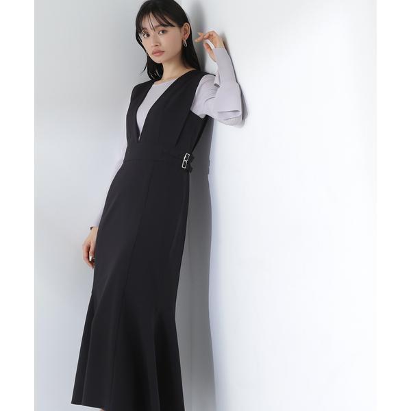 ナチュラルビューティーベーシック サイド バックル ベルト ジャンスカ 白 NATURAL BEAUTY BASIC サイドバックルベルトジャンスカ 24SS