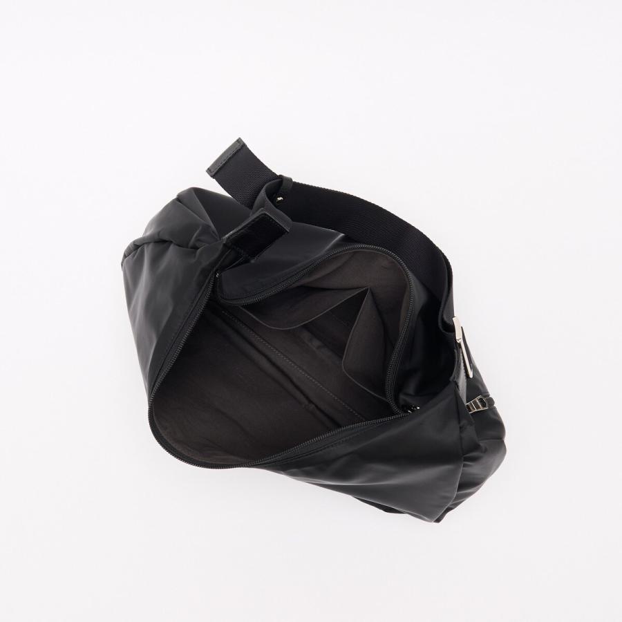 russet（ラシット） 《3/4〜価格改定》ラウンドビッグショルダーバッグ