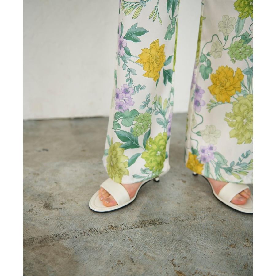 GRACE CONTINENTAL（グレースコンチネンタル） フラワープリントワーク