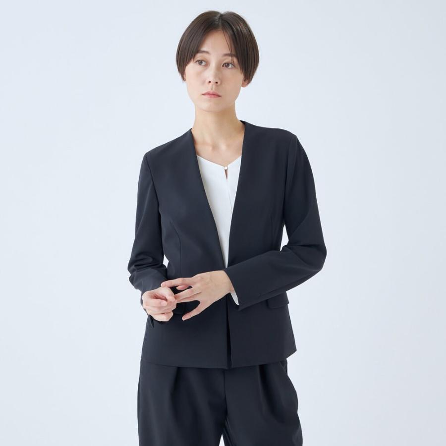 SUIT SELECT 【オールシーズン/お受験にも】洗えるノーカラー