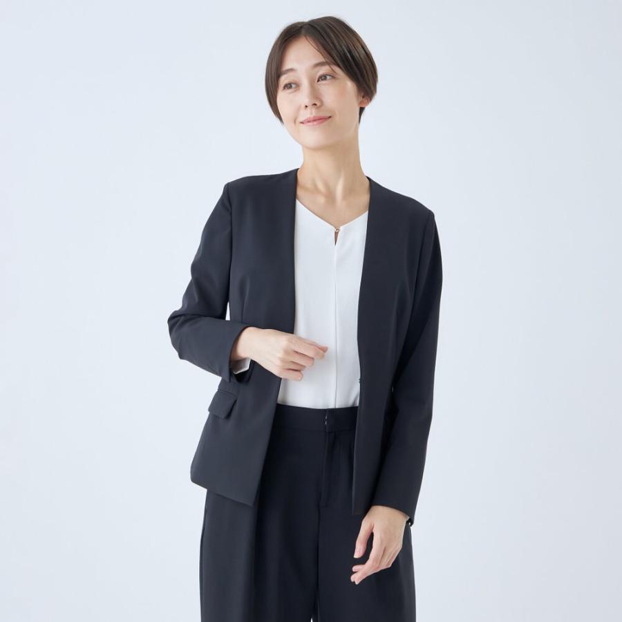 SUIT SELECT 【オールシーズン/お受験にも】洗えるノーカラー