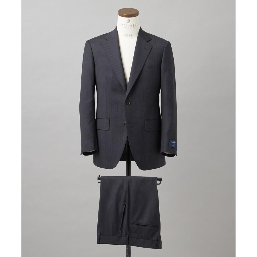 【Ermenegildo Zegna】TRAVELLER　スーツ（ライトグレーストライプ）の画像