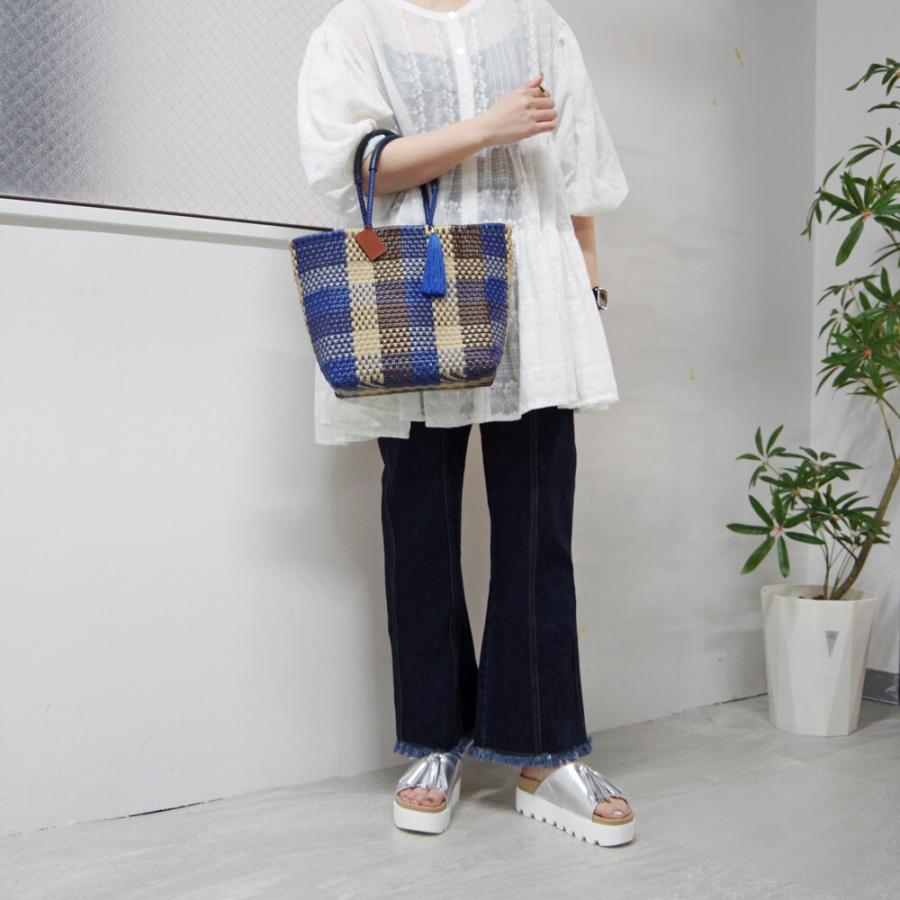 Woven ウーヴン　青白 チェック柄 かごバッグ　メルカドバッグ　美品 Woven ウーヴン 青白 チェック柄 かごバッグ メルカドバッグ 美品