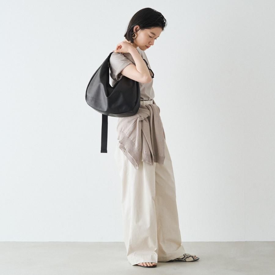 russet（ラシット） ソフトレザーラウンドビッグショルダーバッグ(CE