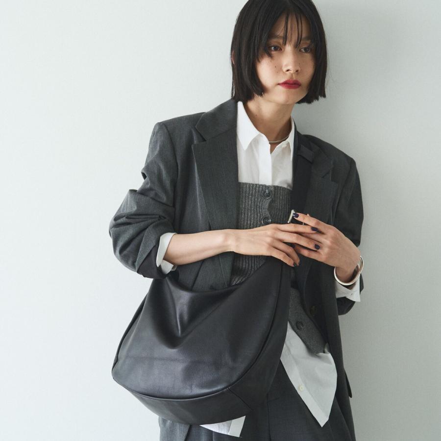 russet（ラシット） ソフトレザーラウンドビッグショルダーバッグ(CE