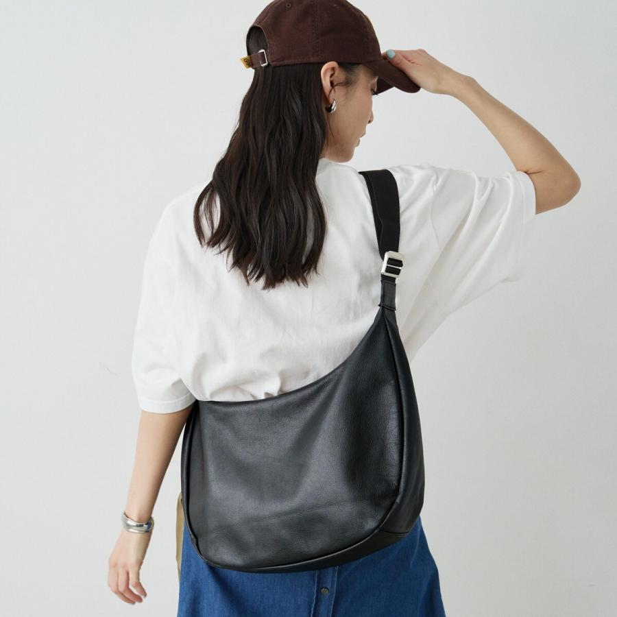 russet（ラシット） ソフトレザーラウンドビッグショルダーバッグ(CE