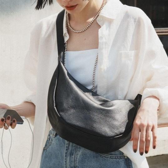 未使用☻ソフトレザーラウンドショルダーバッグ(CE-1326) russet 【SNS人気商品】ソフトレザーラウンドショルダーバッグ