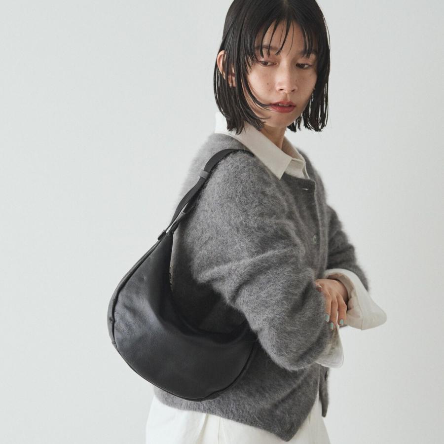 未使用☻ソフトレザーラウンドショルダーバッグ(CE-1326) SNS人気商品】ソフトレザーラウンドショルダーバッグ〈UNISEX〉(CE