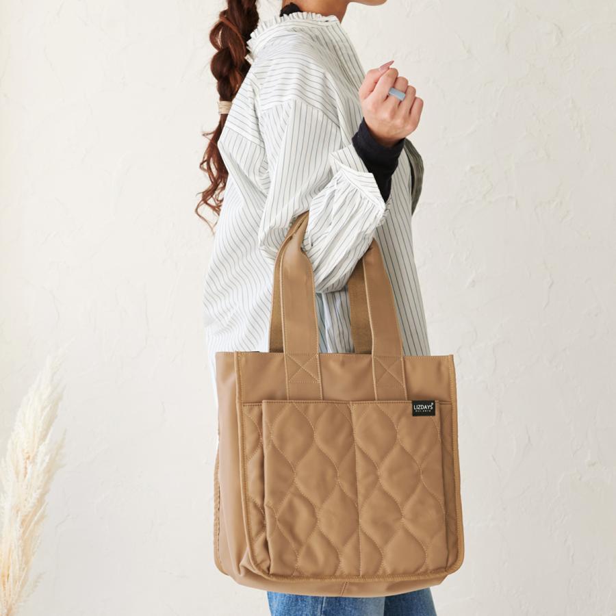 LIZDAYS】キルティング ナイロン 仕切り Wポケット トートバッグ