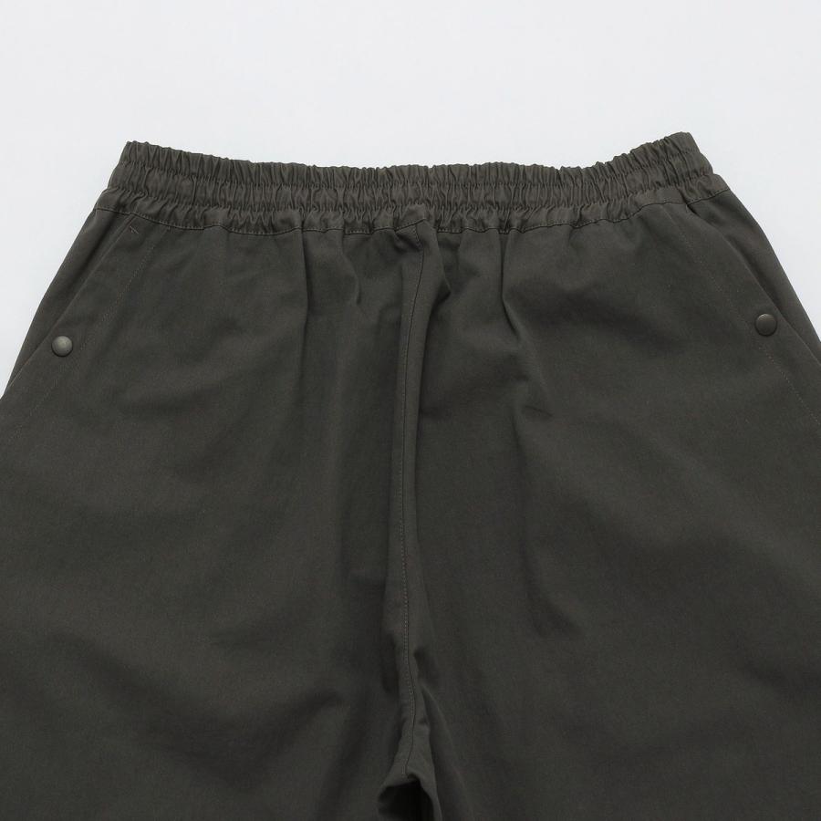 rajabrooke: BASIK CHINO SHORTS rajabrooke | ＆Chill