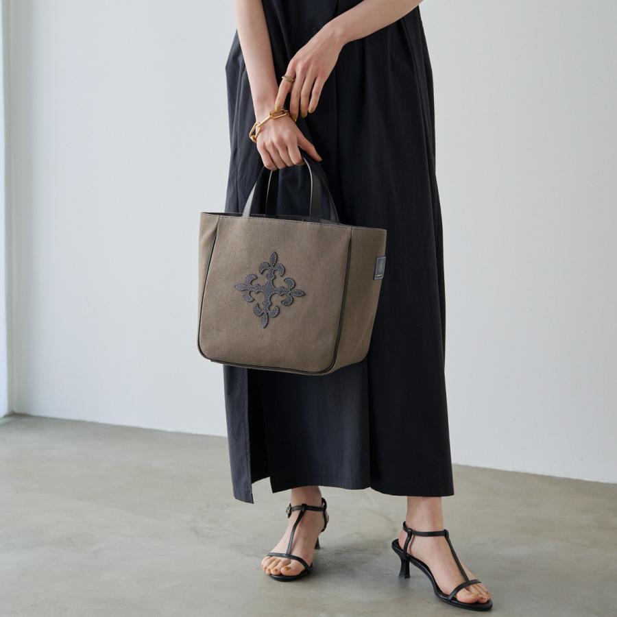 美品 24SS russet レザー モノグラム ドビーキャンバス トートバッグ 大人カジュアルにピッタリなトートバッグ♪ | ラシット | 大丸