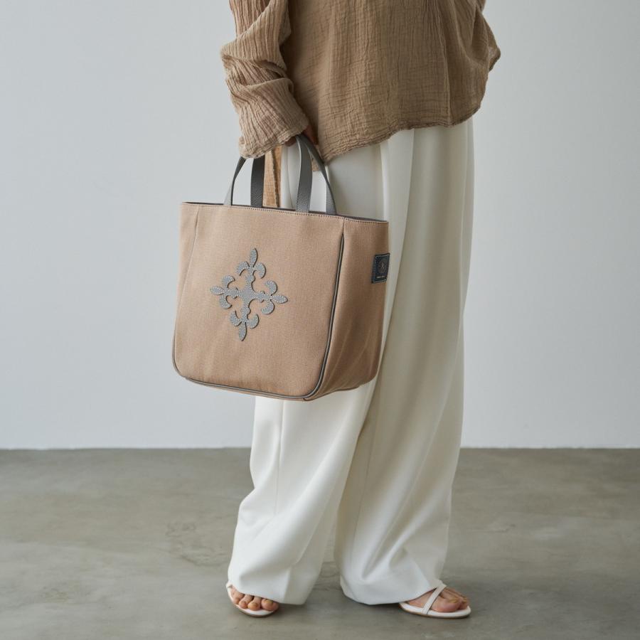 美品 24SS russet レザー モノグラム ドビーキャンバス トートバッグ 大人カジュアルにピッタリなトートバッグ♪ | ラシット | 大丸