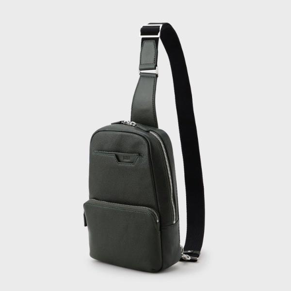 TAKEO KIKUCHI 【カードケース付き】シュリンクレザーボディバック