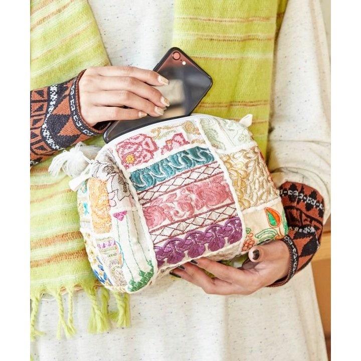 チャイハネ（CAYHANE） 【チャイハネ】ザリカンバディアマチポーチ