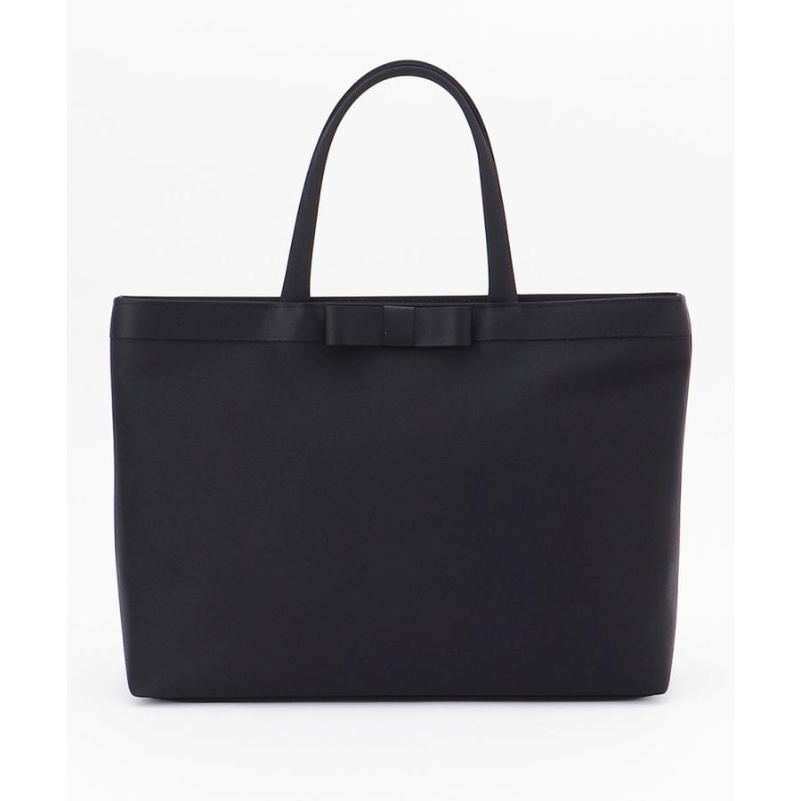 美品 マリークワント A4収納可 フロントファスナー横型 トート ブラック MARY QUANT（マリークワント）の「フロントファスナー横型