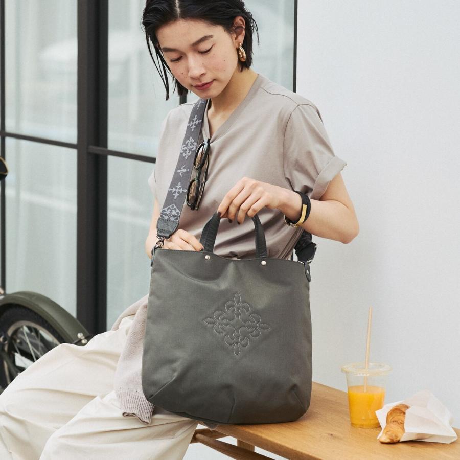 russet（ラシット） 〈新色追加〉スリム2WAYトートバッグ ＜ナイロン