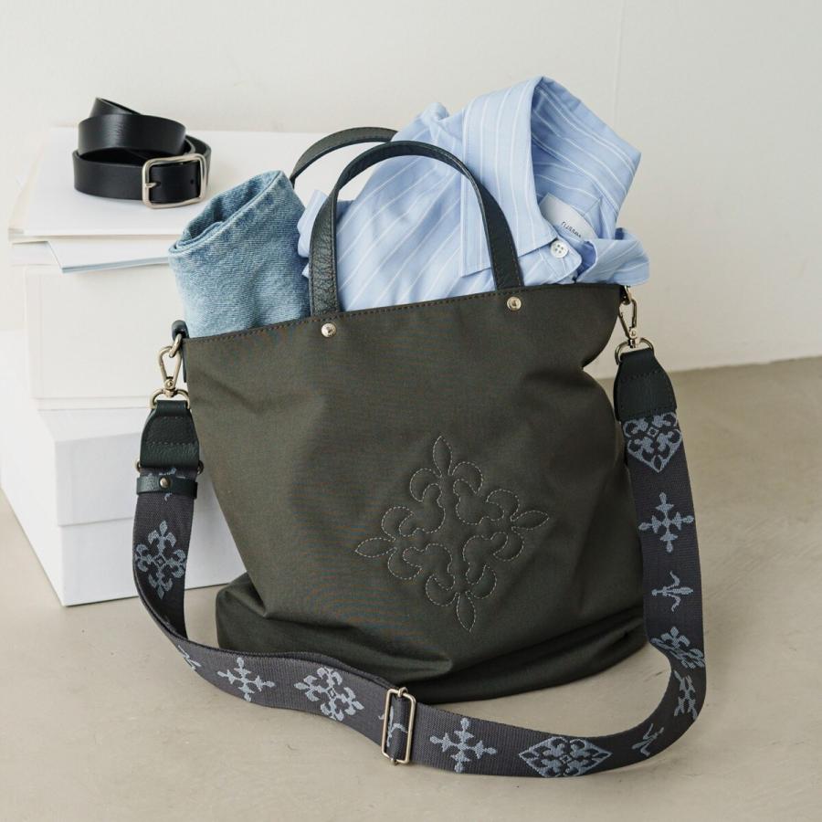 美品 ラシット コーデュラナイロン 2WAY トートバッグ コーデュラナイロン 2WAYトートバッグ | russet(ラシット