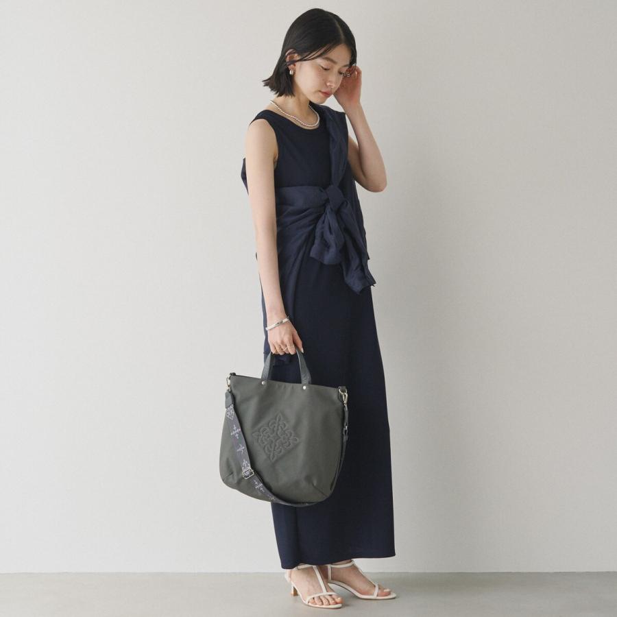 russet（ラシット） 〈新色追加〉スリム2WAYトートバッグ ＜ナイロン
