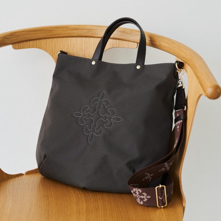 russet（ラシット） 〈新色追加〉スリム2WAYトートバッグ ＜ナイロン