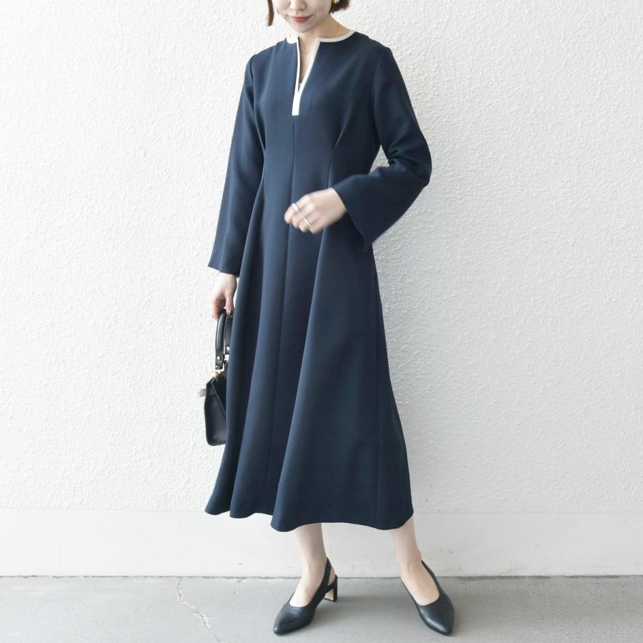 SHIPS any: ダブルクロス ウエスト タック Aライン ワンピース ［NAVY BLUE］の画像