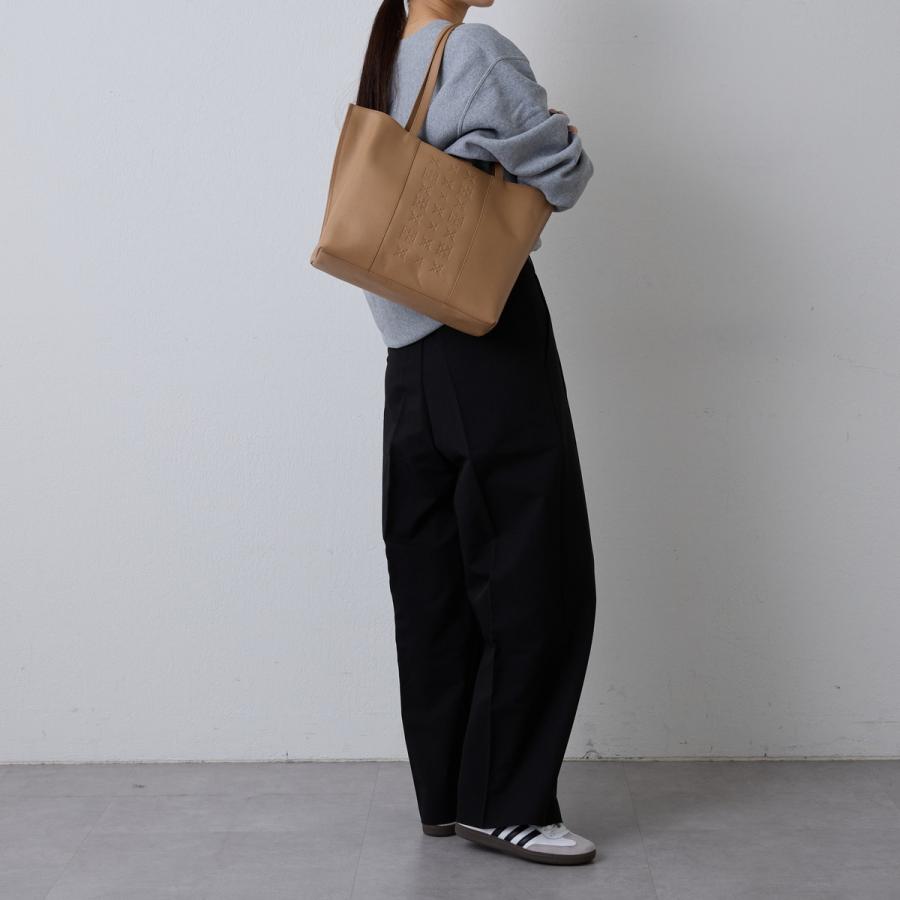russet（ラシット） 【2024AW】モノグラムプレスレザートートバッグ(CE
