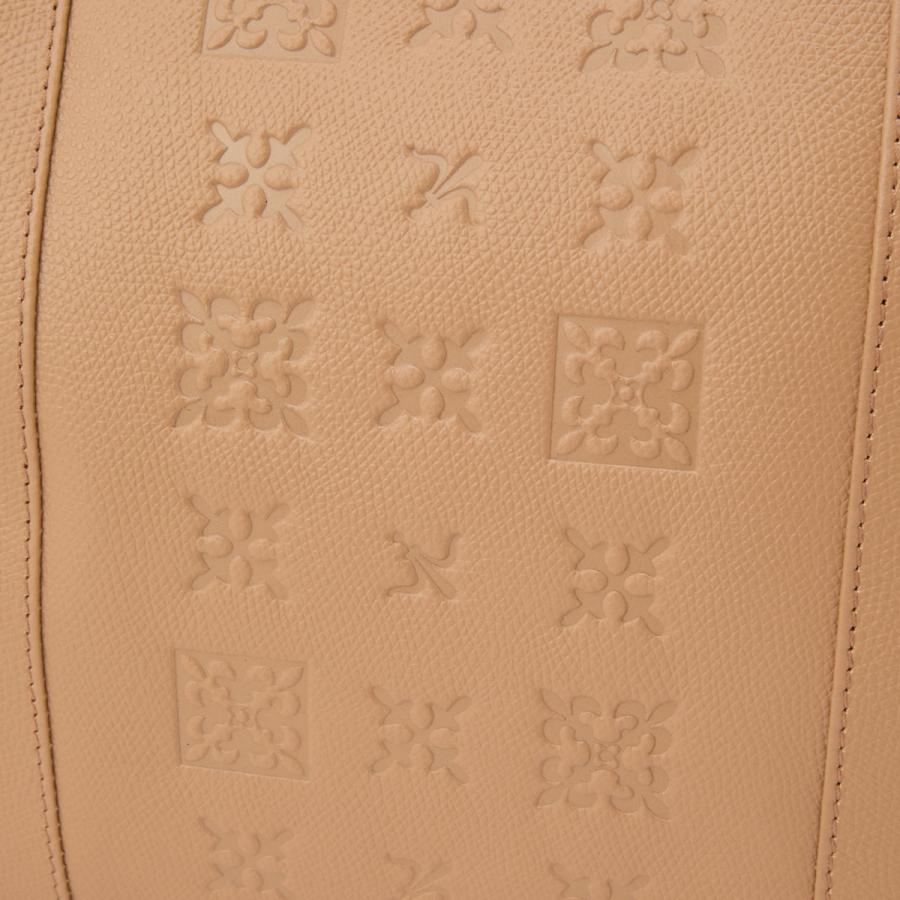 russet（ラシット） 【2024AW】モノグラムプレスレザートートバッグ(CE