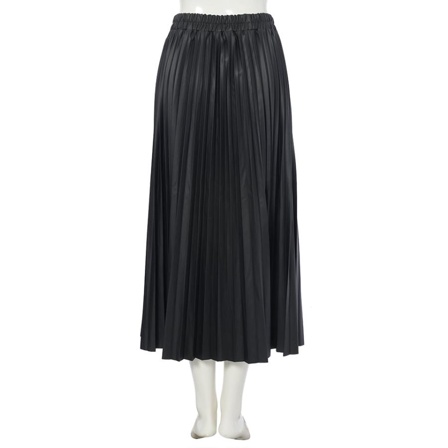 【MM6】フェイクレザー　プリーツスカート　新品　お値下げ MM6】フェイクレザー プリーツスカート 新品 お値下げ - メルカリ