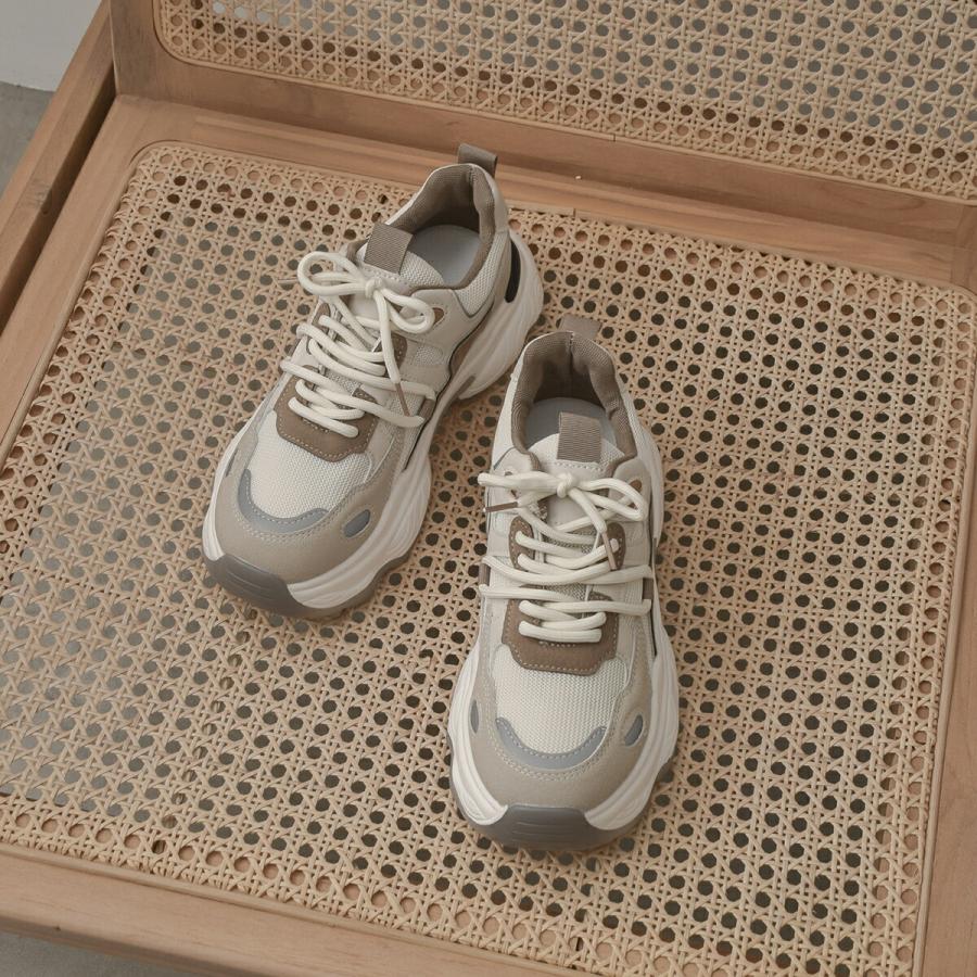 y.uzuページ厚底ブラウンホワイトスニーカー Shoes in Closet（シュークロ） スニーカー 軽量厚底 ベーシック