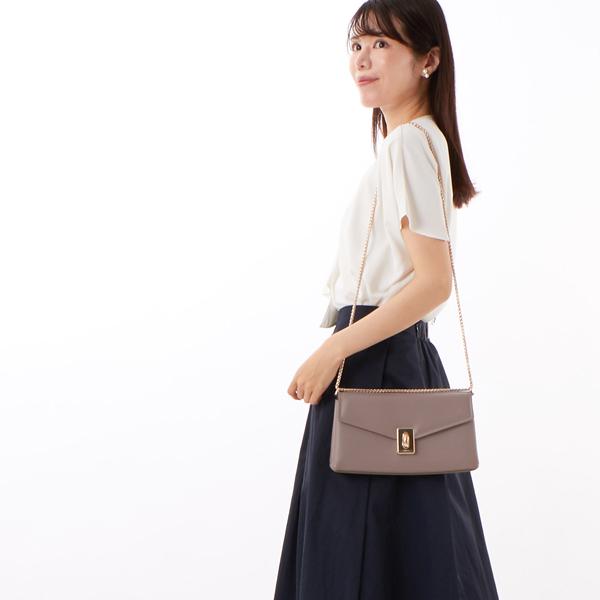 FURLA（フルラ） FURLA MERIDIANA M ショルダーバッグ : マルイ(丸井