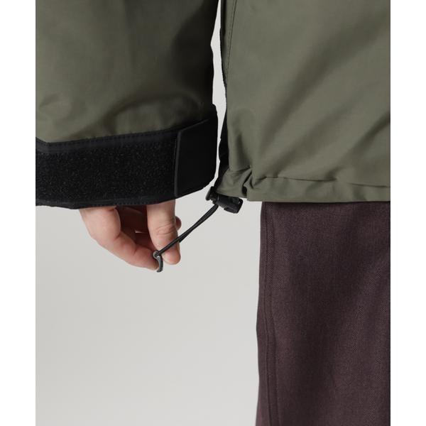 THE NORTH FACE (ザ・ノース・フェイス）Mountain Down Jacketの画像