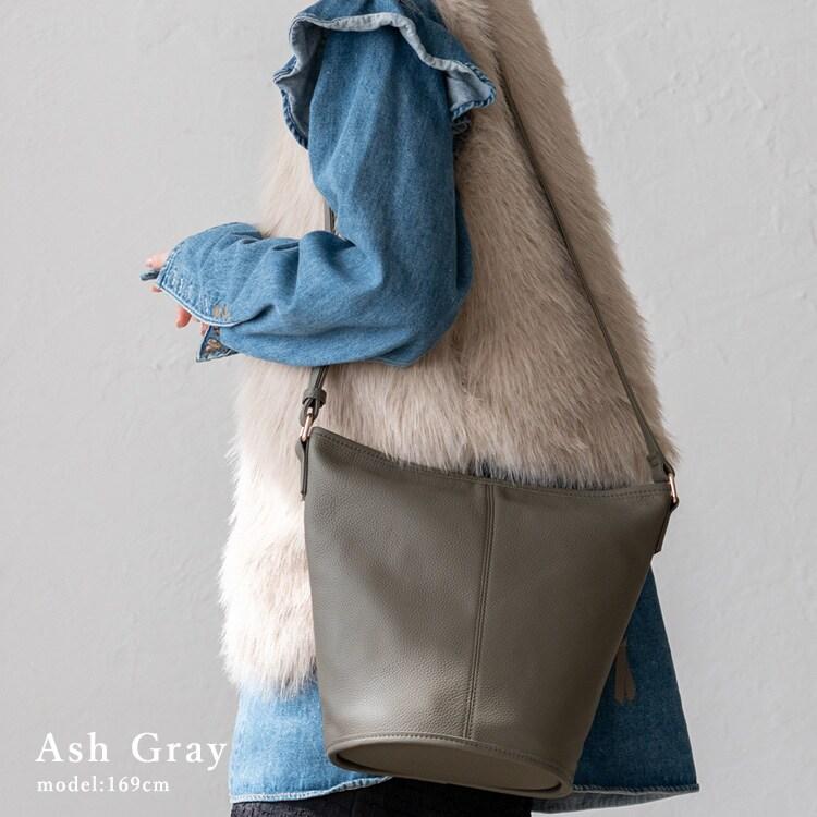 VitaFelice（ヴィータフェリーチェ） 本革バケツ型ショルダーバッグ