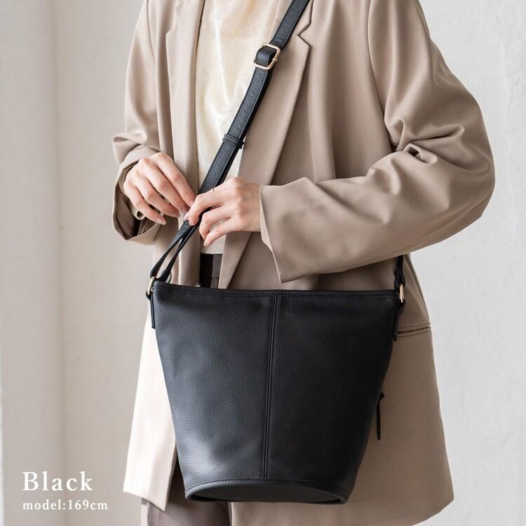 フ*ク様 ウォールナッツ×フェイクレザー あおりポケット付 ころりん
