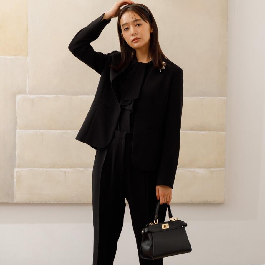 安座間美優 着用 ／キャリアセットアップスーツ（ジャケット＋パンツ
