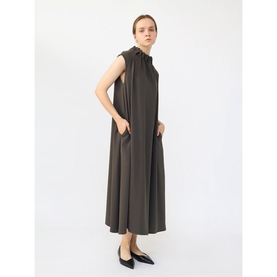タックネックワンピース(Navy)の画像
