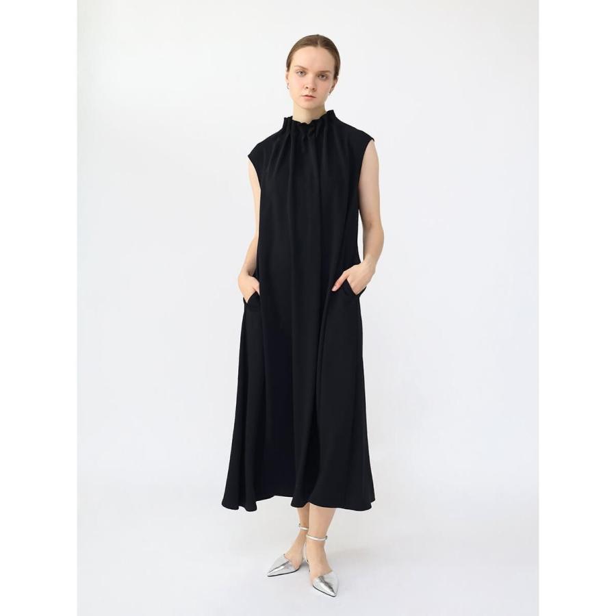 タックネックワンピース(Navy)の画像