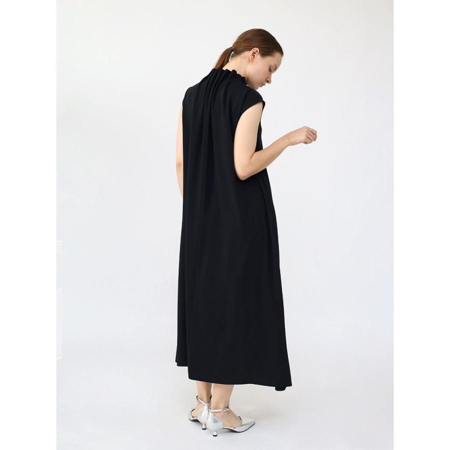 タックネックワンピース(Navy)の画像