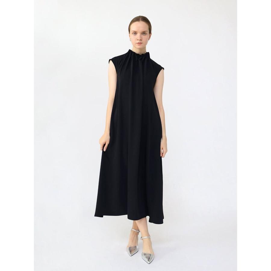 タックネックワンピース(Navy)の画像