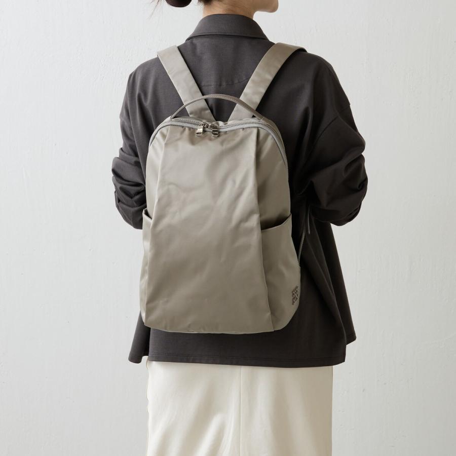 russet（ラシット） ＜背面メッシュ仕様＞クラウズナイロンリュック