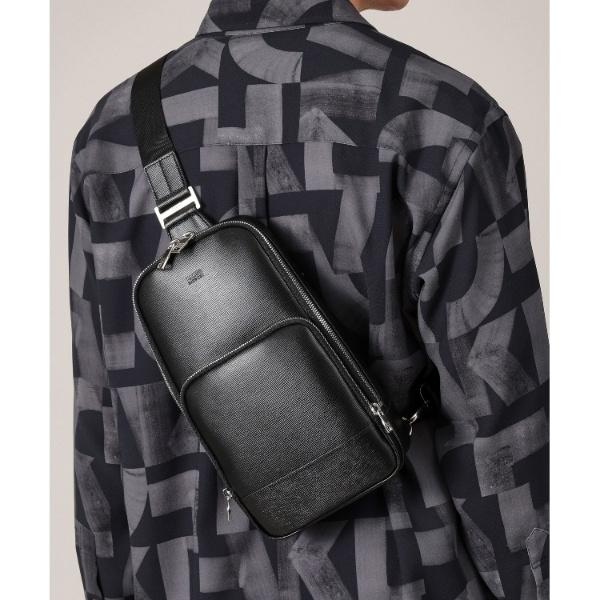 TAKEO KIKUCHI（タケオキクチ） 水シボレザーワンショルダーバッグ